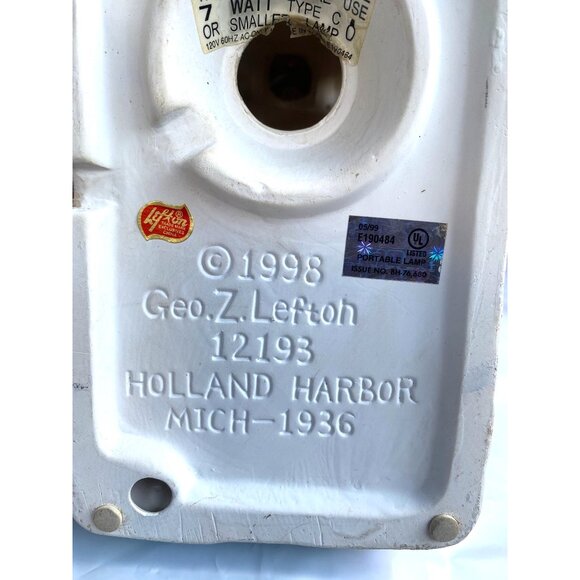 Geo Z Lefton Historic Holland Harbor red lighthouse Michigan (1998) - Picture 7 of 7